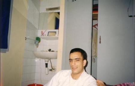 c est moi hamada qu on j ai 27ans
